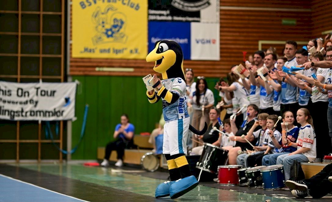 Das maskottchen Lurchi der Handballer 